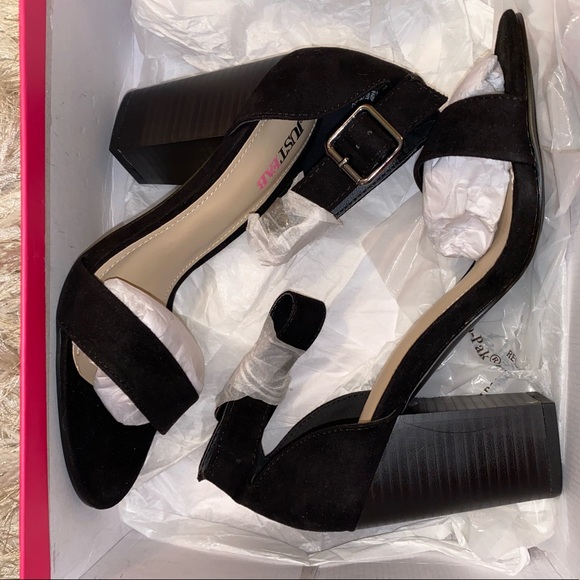 Justfab sandals - Picture 3 of 7